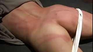 Người đàn ông chăm chỉ vặn phim sec18 hai cô gái, tất cả các căn hộ