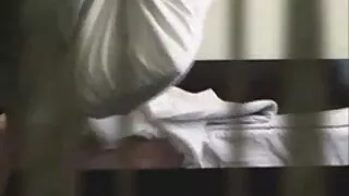Mẹ cô dạy bạn gái trẻ để có phim sec tem quan hệ tình dục