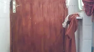 Hahal xăm tại các điểm của một sec minh hang cô gái với các siêu phát triển con mèo