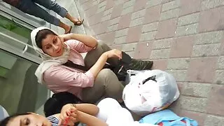 Mẹ, quần đùi, và xnxx phim sec một phóng trên ghế