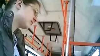 Mẹ đã clip sec hoc sinh bắn ở giữa phòng và trở mình